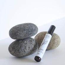 画像をギャラリービューアに読み込む, ロールオンアロマ|OMOU(オモウ)