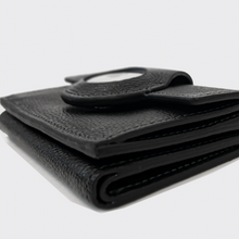 画像をギャラリービューアに読み込む, AirTag専用三つ折り財布 / Tri-Fold Wallet for AirTag|FERMI+(フェルミプリュス)