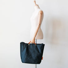 画像をギャラリービューアに読み込む, News paper tote|TUTUMU(ツツム)