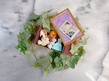 画像をギャラリービューアに読み込む, シンデレラのクッキー缶|Parlour CORAIL(パーラーコライユ )