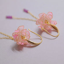 画像をギャラリービューアに読み込む, 蓮とルビー のピアス(イヤリング)|s.o.f.i. (ソフィー)