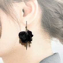 画像をギャラリービューアに読み込む, 花びらアシメピアス/イヤリング|a.line(エーライン)
