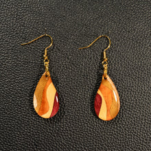 画像をギャラリービューアに読み込む, ピアス 雫 |曲寄木 JuJu(マガリヨセギ ジュジュ)