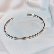 画像をギャラリービューアに読み込む, Line Bangle|Le petit jour(ルプティジュール )