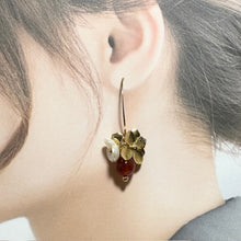 画像をギャラリービューアに読み込む, メタルフラワーピアス/イヤリング|a.line(エーライン)