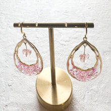 画像をギャラリービューアに読み込む, (ピンク)蝶々の雫 イヤリング/ピアス|Apila(アピラ)