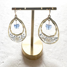 画像をギャラリービューアに読み込む, (ブルー)蝶々の雫 イヤリング/ピアス|Apila(アピラ)