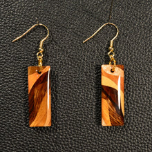 画像をギャラリービューアに読み込む, ピアス 長方形 黒|曲寄木 JuJu(マガリヨセギ ジュジュ)