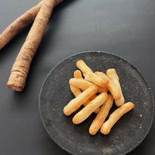 画像をギャラリービューアに読み込む, ごぼうあられ|花hitohira(ハナヒトヒラ)