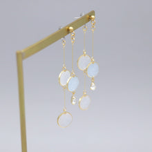 画像をギャラリービューアに読み込む, 美濃和紙のイヤリング/ピアス・前後で揺れるドット|マッチュルーム