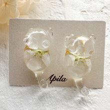 画像をギャラリービューアに読み込む, おすわり猫のイヤリング/ピアス|Apila(アピラ)