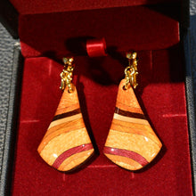 画像をギャラリービューアに読み込む, イヤリング 不定形ひし形|曲寄木 JuJu(マガリヨセギ ジュジュ)