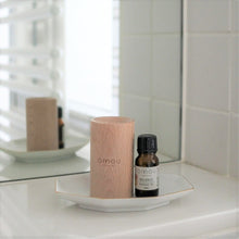 画像をギャラリービューアに読み込む, 有田焼ルームディフューザー|OMOU(オモウ)
