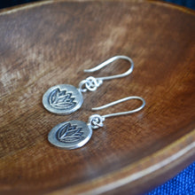 画像をギャラリービューアに読み込む, カレンシルバー ピアス ロータス|Soiry(ソイリー)