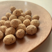 画像をギャラリービューアに読み込む, ヘーゼルナッツあられ|花hitohira(ハナヒトヒラ)