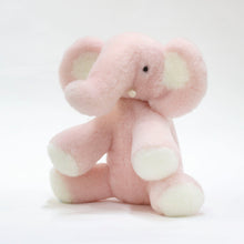 画像をギャラリービューアに読み込む, ムートンぬいぐるみ ぞう「がね」 ピンク|NOBLE mouton&interor(ノーブル ムートンアンドインテリア)