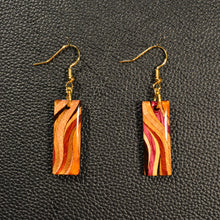 画像をギャラリービューアに読み込む, ピアス 長方形 赤|曲寄木 JuJu(マガリヨセギ ジュジュ)