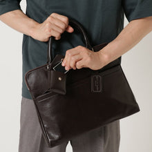 画像をギャラリービューアに読み込む, 【新入荷 トラベルシリーズ】防水レザー レザーミニコード ケース~Genuine Leather|leather laboratory( レザーラボラトリー)