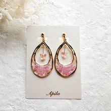 画像をギャラリービューアに読み込む, (ピンク)蝶々の雫 イヤリング/ピアス|Apila(アピラ)