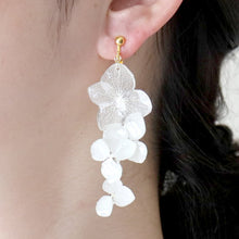 画像をギャラリービューアに読み込む, familia -アシンメトリー the first(ピアス/イヤリング)|FT2 works(エフティーツーワークス)