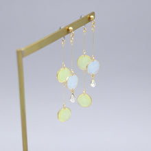 画像をギャラリービューアに読み込む, 美濃和紙のイヤリング/ピアス・前後で揺れるドット|マッチュルーム