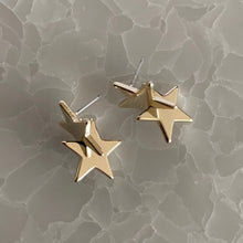 画像をギャラリービューアに読み込む, Wスターピアス|Novedad.(ノベダ)