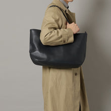 画像をギャラリービューアに読み込む, 【新入荷】防水レザートートバッグM|leather laboratory( レザーラボラトリー)