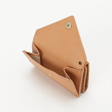 画像をギャラリービューアに読み込む, 【新入荷 トラベルシリーズ】レザー三つ折り財布|leather laboratory( レザーラボラトリー)