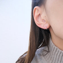 画像をギャラリービューアに読み込む, Silver925ねじりミニピアス|HOTARU(ホタル)