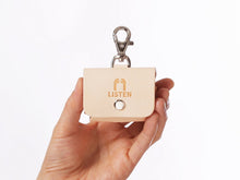 画像をギャラリービューアに読み込む, ワイヤレスイヤホンケース(for AirPods Pro.Pro2) ナチュラル|JOLI ALL LEATHER ITEMS(ジョリオールレザーアイテムズ)