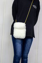 画像をギャラリービューアに読み込む, ムートンポシェット|NOBLE mouton&interor(ノーブル ムートンアンドインテリア)