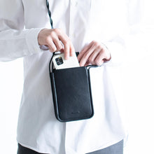 画像をギャラリービューアに読み込む, ウォレットバッグ ワイド|objcts.io