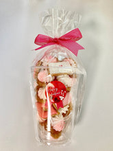 画像をギャラリービューアに読み込む, バレンタイン♡アイシングクッキー&チョコ入りメレンゲクッキー|にじいろクッキー