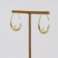 画像をギャラリービューアに読み込む, パールエッグピアス|Kaava HELMI(カーヴァヘルミ)