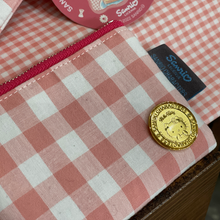 画像をギャラリービューアに読み込む, カードポーチ・ハローキティ|Cuprum by ISHIWATA(クプラム バイ イシワタ)