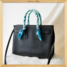 画像をギャラリービューアに読み込む, 白いちごのスカーフ|ARAMA TOKYO(アラマトーキョー)