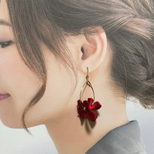 画像をギャラリービューアに読み込む, フラワーフープピアス/イヤリング|a.line(エーライン)