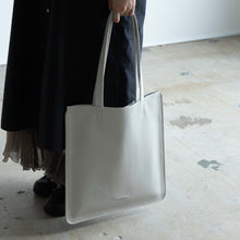 画像をギャラリービューアに読み込む, ウォッシャブルレザートート|objcts.io