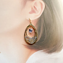 画像をギャラリービューアに読み込む, (ブルー)蝶々の雫 イヤリング/ピアス|Apila(アピラ)