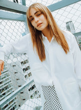 画像をギャラリービューアに読み込む, Round pockets Shirt / WHT|dodot.(ドドット)