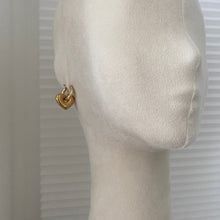 画像をギャラリービューアに読み込む, Chunky heart pierce gold ピアス イヤリング| LUNACHIC(ルナシック)