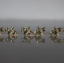 画像をギャラリービューアに読み込む, ハチピアス|Novedad.(ノベダ)