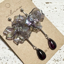 画像をギャラリービューアに読み込む, 花びらピアス/イヤリング|a.line(エーライン)