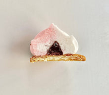 画像をギャラリービューアに読み込む, バレンタイン♡アイシングクッキー&チョコ入りメレンゲクッキー|にじいろクッキー