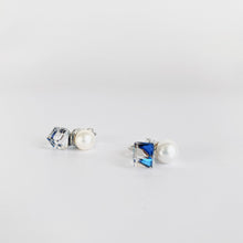 画像をギャラリービューアに読み込む, キューブクリスタルパールリバーシブルイヤリング|Kaava HELMI(カーヴァヘルミ)