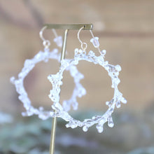 画像をギャラリービューアに読み込む, crown of baby's breath -white-(ピアス/イヤリング)|FT2 works(エフティーツーワークス)