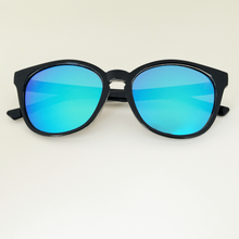 画像をギャラリービューアに読み込む, 4993 ブラック ブルーミラーレンズ|chachow eyewear(チャコールアイウェア)