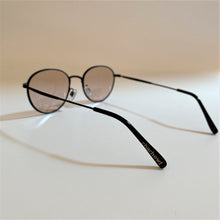 画像をギャラリービューアに読み込む, 3392 BLACK SUNGLASSES / ライトブラウンレンズ|chachow eyewear(チャコールアイウェア)