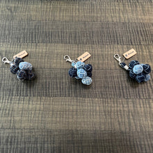 画像をギャラリービューアに読み込む, デニムキーホルダー=葡萄denim=|PooLoce(プルス)