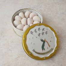 画像をギャラリービューアに読み込む, オーガニックバニラビーンズ入りスノーボール缶【プリンス缶】|焼き菓子工房kobu(ヤキガシコウボウコブ)